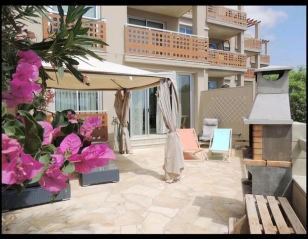 Апартаменты Medano Tejita Sunny Garden +Bbq+Parking+Pool Гранадилла-де-Абона Экстерьер фото
